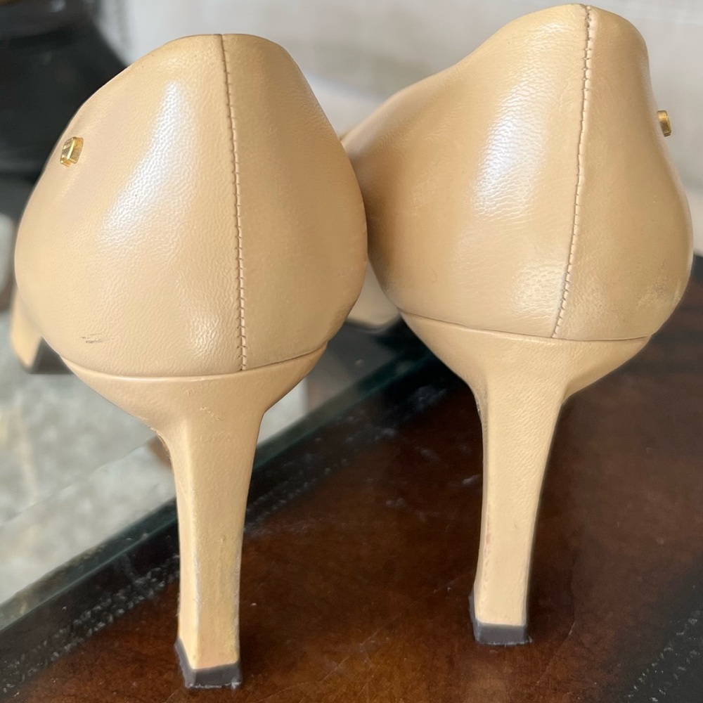 Etienne Aigner light Camel Leather Pumps size 9 M - Picture 3 of 6